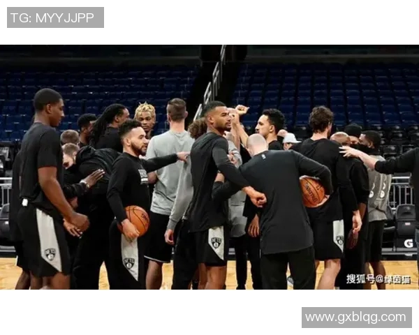 以精准传球为核心提升团队配合与进攻效率的策略探讨