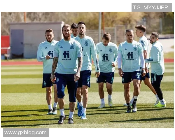 北京羽毛球队在世界杯预选赛中的团队协作表现分析与点评