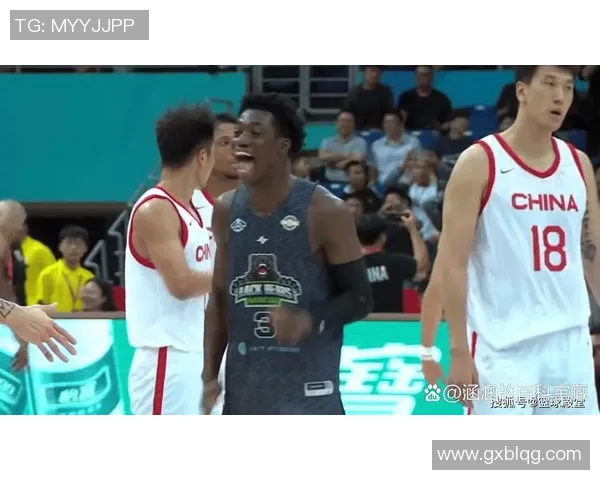 南京篮球队耐力展现全场精彩表现引发球迷热议